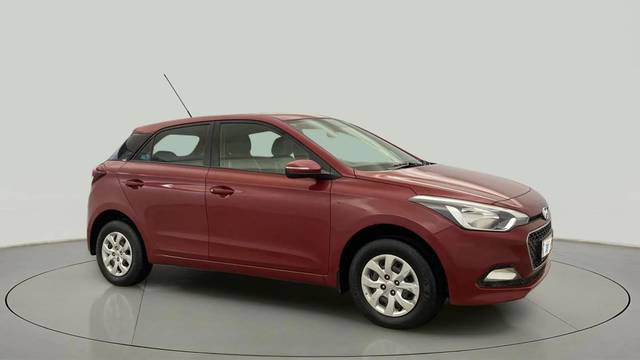 https://images10.gaadi.com/usedcar_image/4549392/original/7aa7b5ef64d686dc98fd30ce9ce56d93.jpg?imwidth=6400