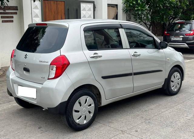 https://images10.gaadi.com/usedcar_image/4549395/original/processed_09a9ab826d62c6f1be197e0a31cc7986.jpg?imwidth=6402