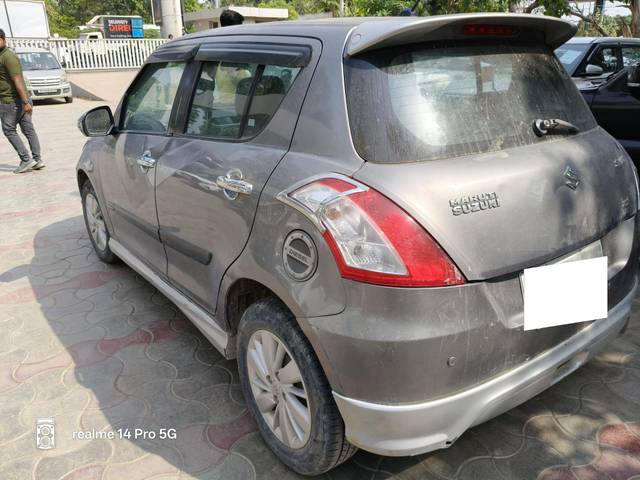 https://images10.gaadi.com/usedcar_image/4549400/original/processed_b65c48eab547bbfe45d9474c74f9b2ba.jpg?imwidth=6402