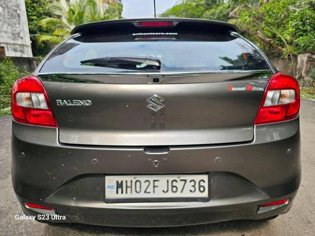 https://images10.gaadi.com/usedcar_image/4549407/original/processed_cf2cca93b2b41a91ec7f89a0e9a62b52.jpg?imwidth=6402