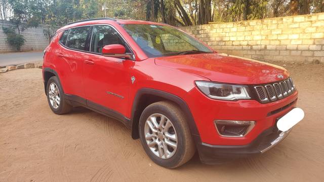 https://images10.gaadi.com/usedcar_image/4549414/original/processed_20e811e82b9ef92886a70f7cb72eb888.jpg?imwidth=6401