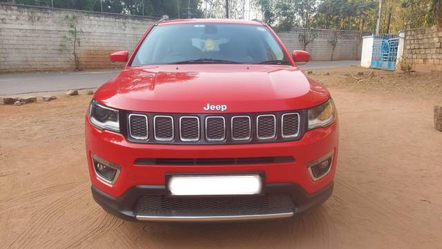 https://images10.gaadi.com/usedcar_image/4549414/original/processed_333d9d4c3b2c5e5c7c9ed647d46538ea.jpg?imwidth=6400