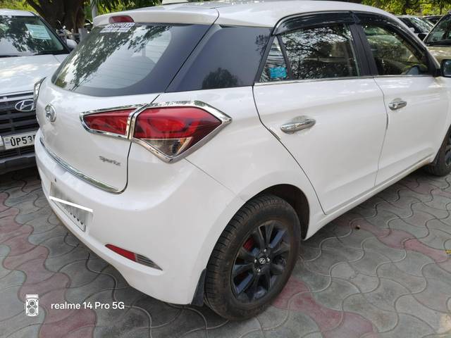 https://images10.gaadi.com/usedcar_image/4549423/original/processed_7ea01eabfb4bf9b755532c97dcf68899.jpg?imwidth=6402
