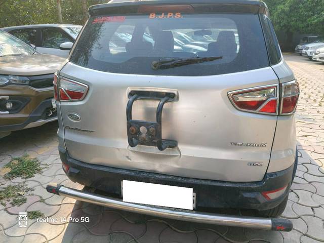 https://images10.gaadi.com/usedcar_image/4549429/original/processed_d6e67e08159fa7f5d06c26f899ed9100.jpg?imwidth=6402