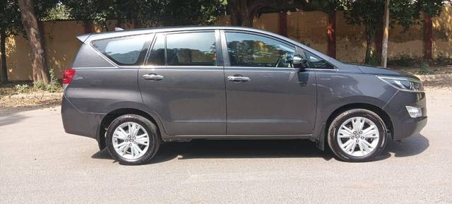 https://images10.gaadi.com/usedcar_image/4549436/original/processed_3323874abc8c85ae2fa9602d4fc3b616.jpeg?imwidth=6401