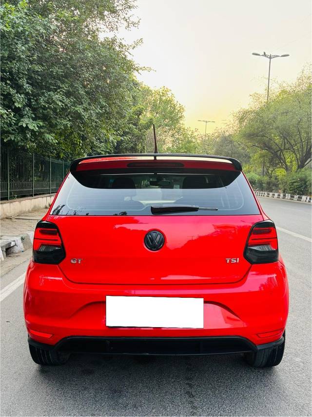 https://images10.gaadi.com/usedcar_image/4549441/original/processed_09bab1d65f0ce8d9eafa9084c55f59de.jpg?imwidth=6402