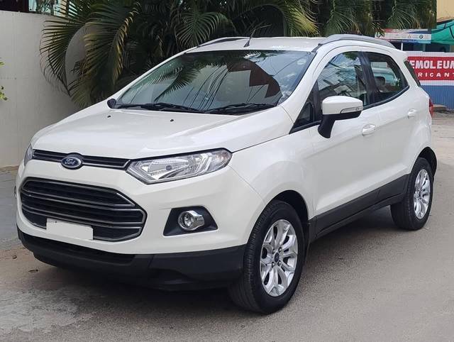 https://images10.gaadi.com/usedcar_image/4549442/original/processed_82f10201ad5ac0ba4df0722b697215e7.jpg?imwidth=6400
