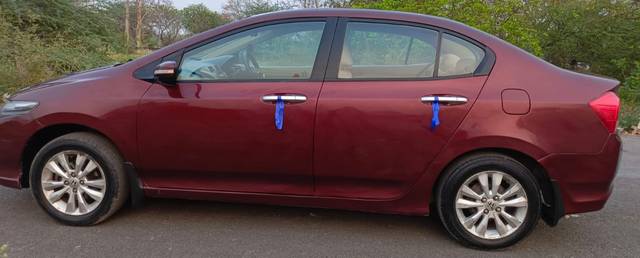 https://images10.gaadi.com/usedcar_image/4549444/original/229865cdd05ab76df281cd97b9335ee4.jpg?imwidth=6402