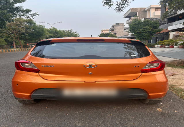 https://images10.gaadi.com/usedcar_image/4549457/original/dc0654b4-889a-407d-8615-8c5215d31c5d.?imwidth=6401