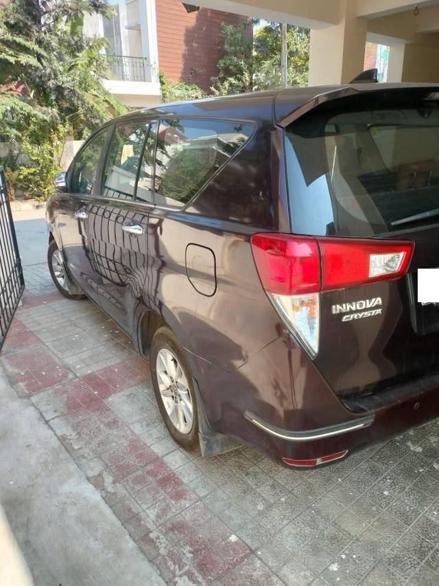 https://images10.gaadi.com/usedcar_image/4549502/original/processed_c724c2445047b52f02886b9a8d352fca.jpg?imwidth=6402