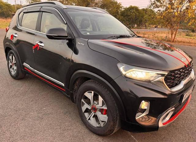 https://images10.gaadi.com/usedcar_image/4549506/original/processed_42d47a7bfe3a3898379af1677f49361d.jpg?imwidth=6400