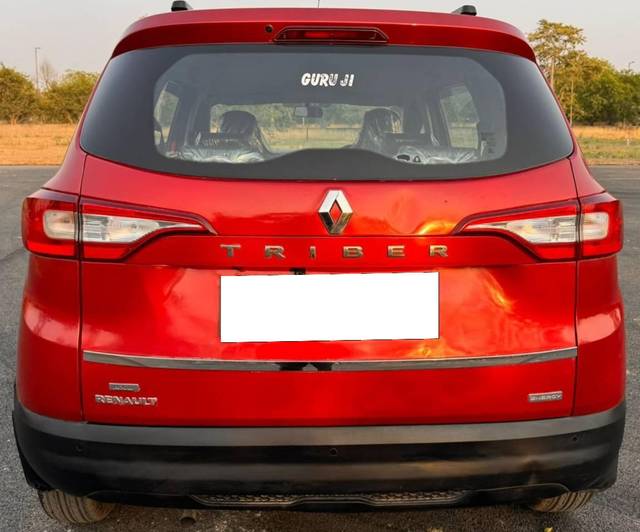 https://images10.gaadi.com/usedcar_image/4549534/original/processed_856a78e5c553f123895734ce21b0a4eb.jpg?imwidth=6402