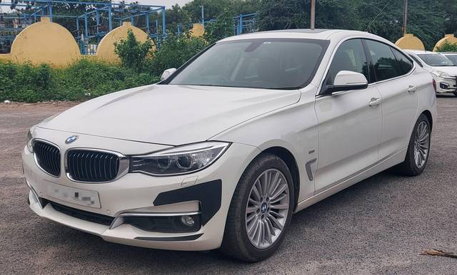 https://images10.gaadi.com/usedcar_image/4549541/original/processed_2139448109d6d4b1bfcb01c6d0c19782.jpg?imwidth=6402