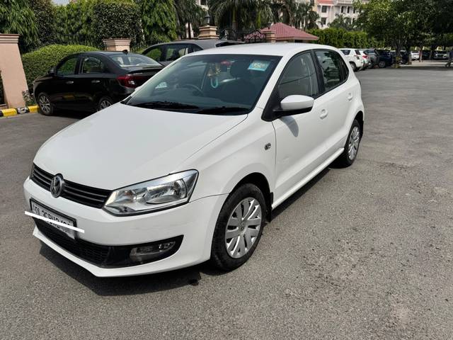 https://images10.gaadi.com/usedcar_image/4549548/original/processed_f2bf2372-b523-4f08-8544-84e550787f1e.jpg?imwidth=6401