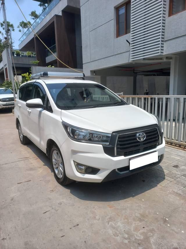 https://images10.gaadi.com/usedcar_image/4549553/original/processed_4bb6d08596a8f162a79eafa949e3bb6b.jpeg?imwidth=6400