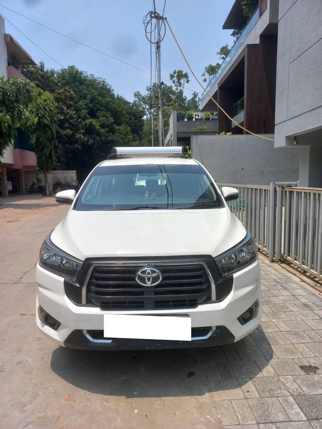 https://images10.gaadi.com/usedcar_image/4549553/original/processed_779458fb341df0d85a09d1452575a9ea.jpeg?imwidth=6402