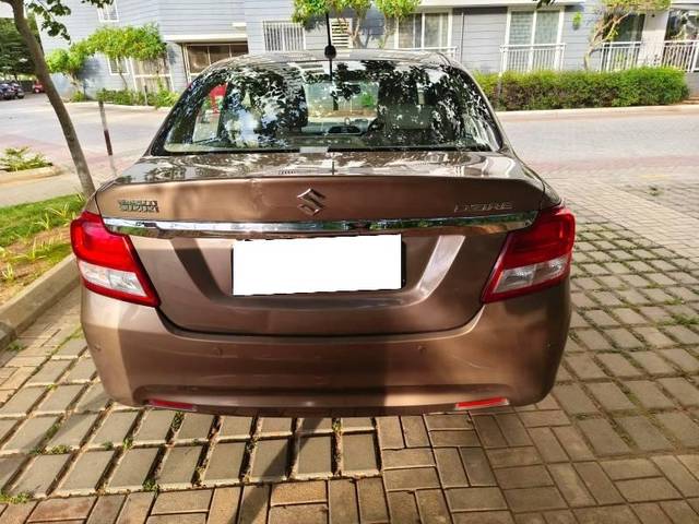 https://images10.gaadi.com/usedcar_image/4549567/original/processed_0562125f-0ac4-4038-a491-cf4beb24f545.jpg?imwidth=6402