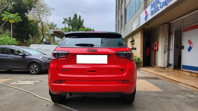 https://images10.gaadi.com/usedcar_image/4549570/original/processed_9f3981d4f6254650d9e8055111c641af.jpg?imwidth=6401