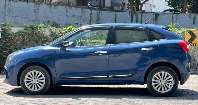 https://images10.gaadi.com/usedcar_image/4549577/original/processed_fd84e8cec38a2d0893701d7f04c0c784.jpeg?imwidth=6402