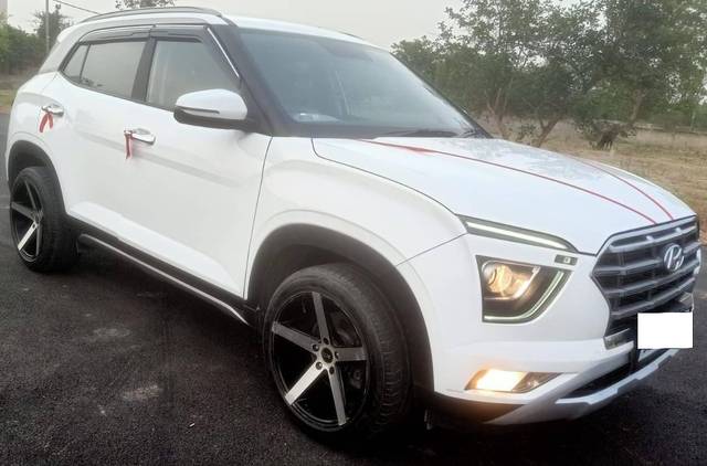 https://images10.gaadi.com/usedcar_image/4549584/original/processed_3125fc69cc5da5465981a2258805dcb2.jpg?imwidth=6400