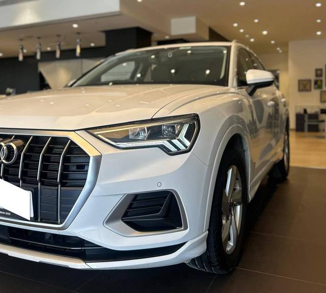 https://images10.gaadi.com/usedcar_image/4549593/original/processed_4aeb721dab5286e79d67068807b4da97.jpeg?imwidth=6400