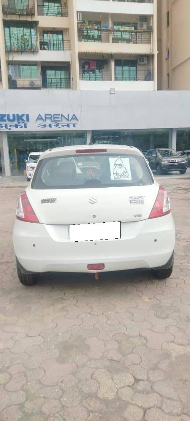 https://images10.gaadi.com/usedcar_image/4549599/original/processed_1d028999e86a38bcc7b6b4e651cca9da.jpg?imwidth=6401
