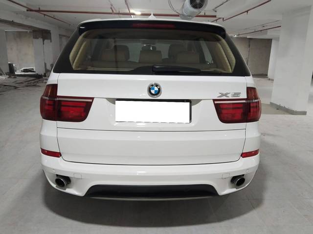 https://images10.gaadi.com/usedcar_image/4549601/original/processed_6e32277b525d003499d56b9e92cdbbd7.jpg?imwidth=6402