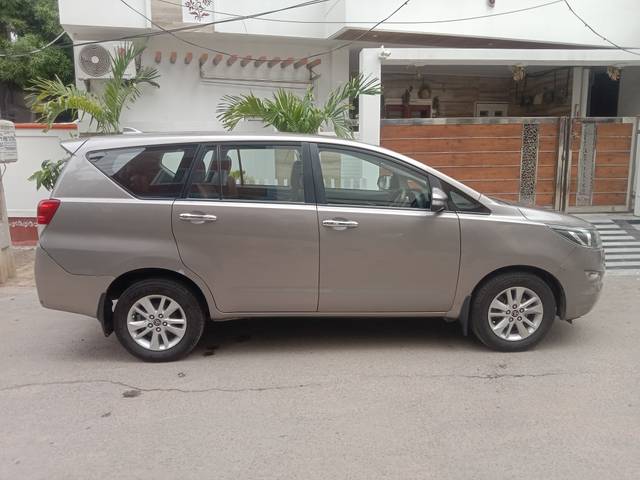 https://images10.gaadi.com/usedcar_image/4549603/original/7b466bcf2591b0278972550a67377bca.jpg?imwidth=6401
