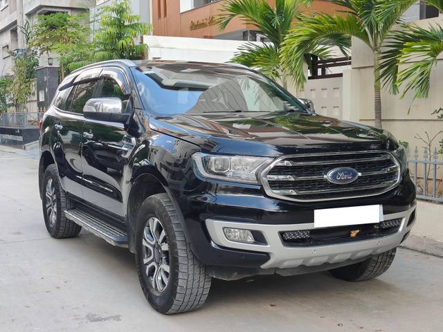 https://images10.gaadi.com/usedcar_image/4549641/original/processed_7190d83a9460d0382d776c23168e3606.jpg?imwidth=6400