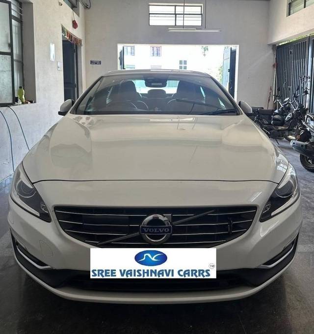 https://images10.gaadi.com/usedcar_image/4549644/original/processed_003b67d466fb9246a410c62b72e15d03.jpeg?imwidth=6400