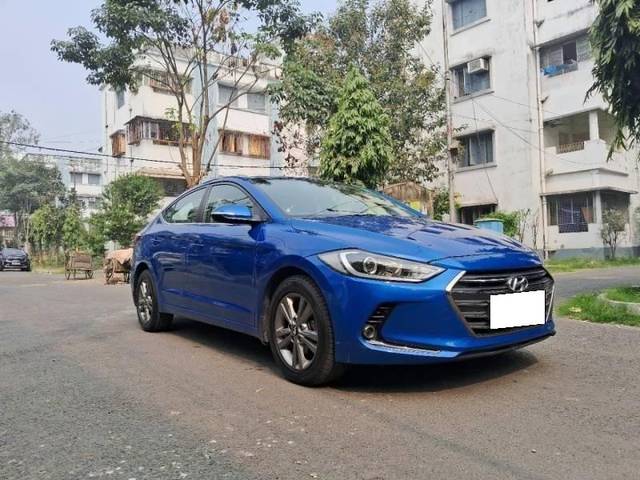 https://images10.gaadi.com/usedcar_image/4549645/original/processed_bd556a9a6219b0e9b7a0498c398931ef.jpg?imwidth=6400