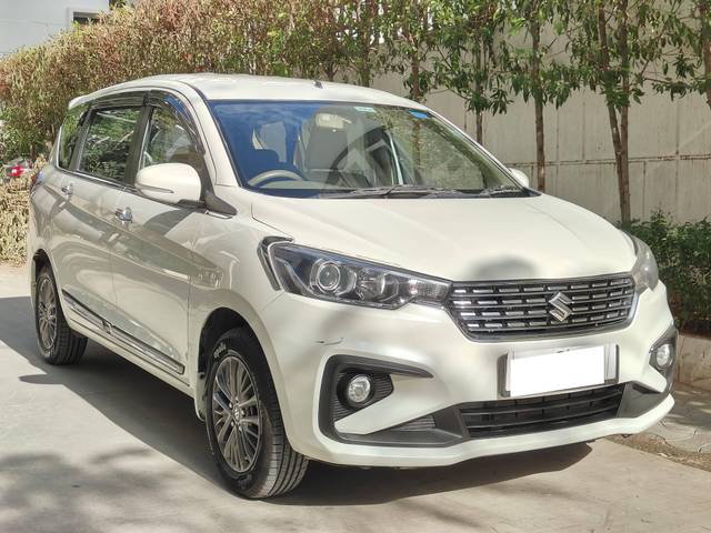 https://images10.gaadi.com/usedcar_image/4549647/original/processed_e78d30bdee20b152ac3030d844cde889.jpg?imwidth=6400