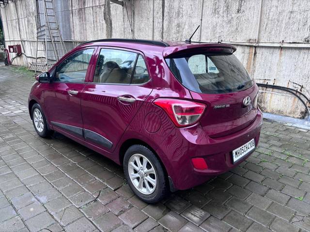 https://images10.gaadi.com/usedcar_image/4549653/original/processed_af5edeb5f5a82391830221e749acfc35.jpeg?imwidth=6402