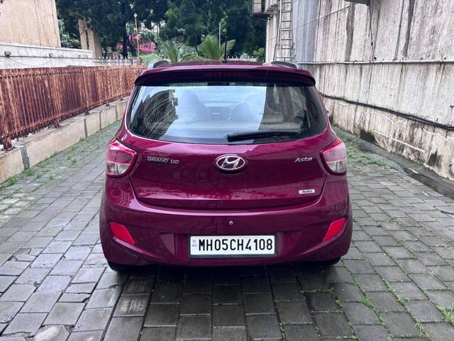 https://images10.gaadi.com/usedcar_image/4549653/original/processed_b80e0dd2381b80af9fbbc1b54a9e4a4c.jpeg?imwidth=6401