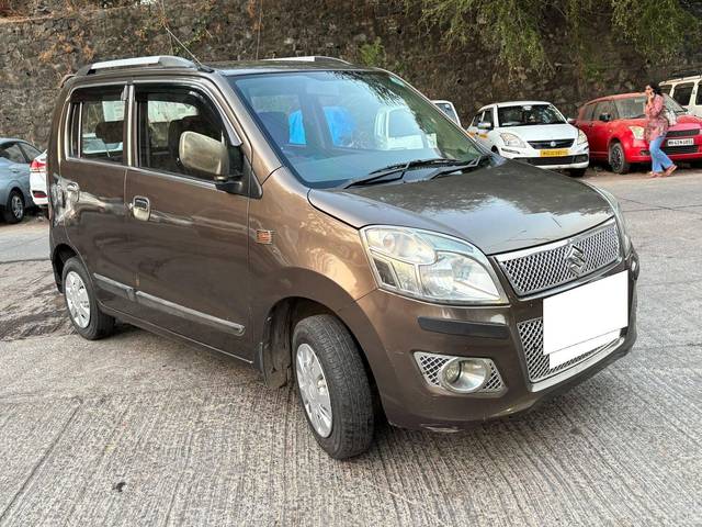 https://images10.gaadi.com/usedcar_image/4549659/original/processed_adb94a88db38a919845797a179a7da6f.jpeg?imwidth=6400
