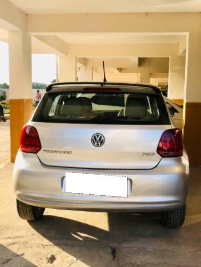 https://images10.gaadi.com/usedcar_image/4549662/original/processed_d1ee28da-f269-45b7-9a6e-891b31d9756e.jpeg?imwidth=6402