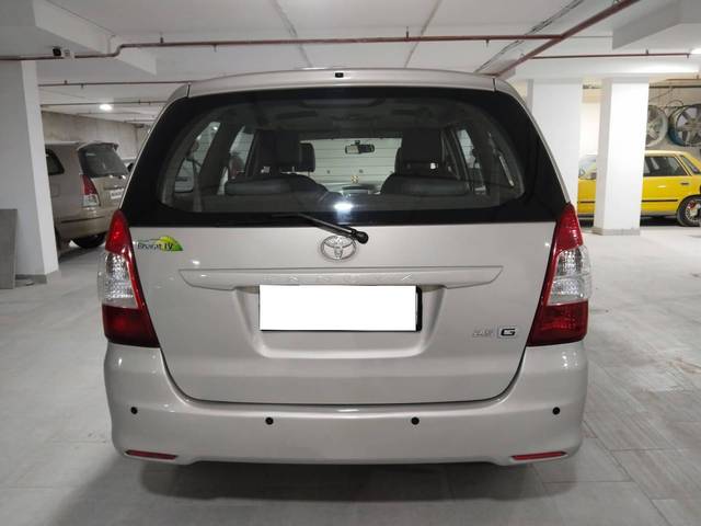 https://images10.gaadi.com/usedcar_image/4549675/original/processed_4beda00cbafd23f661a1099a2f0eaee4.jpg?imwidth=6402