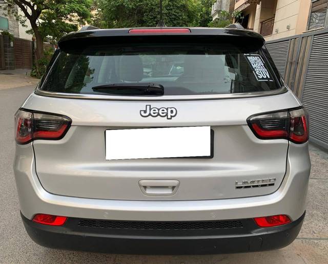https://images10.gaadi.com/usedcar_image/4549720/original/processed_2720e11b555d0e568417773509fa9ba2.jpg?imwidth=6401