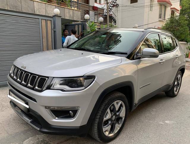 https://images10.gaadi.com/usedcar_image/4549720/original/processed_88251e2f3c252a8f5cb88e89248d8a00.jpg?imwidth=6400