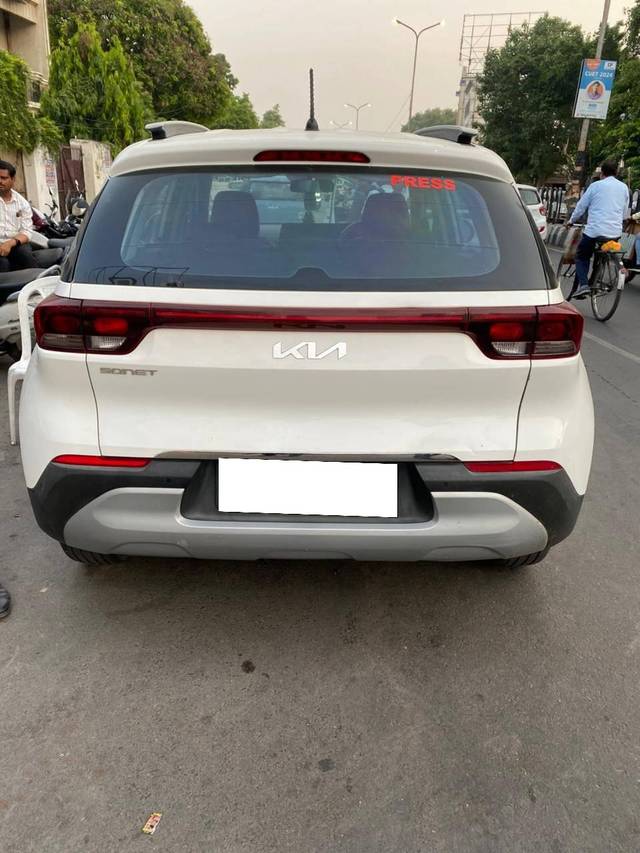 https://images10.gaadi.com/usedcar_image/4549767/original/processed_c20f2f16709bd96c89801b57c065b27c.jpg?imwidth=6401