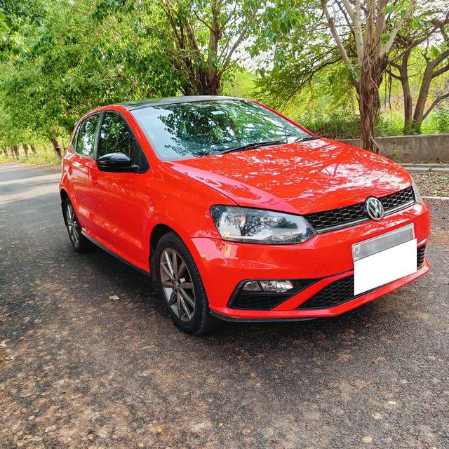 https://images10.gaadi.com/usedcar_image/4549776/original/processed_e3246ca423882b7e3764758c0de740c0.jpg?imwidth=6400