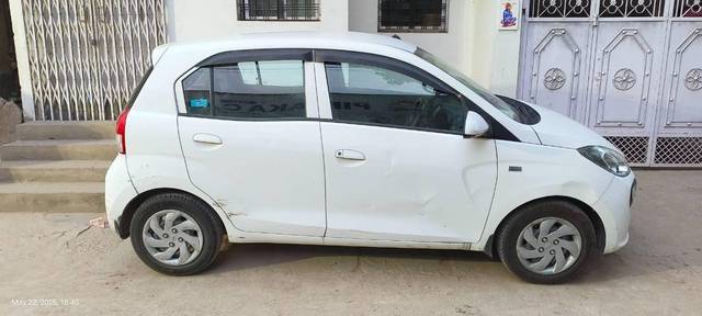 https://images10.gaadi.com/usedcar_image/4549796/original/processed_78960891-bf3c-4193-b966-a5f170ba6cc6.jpg?imwidth=6401