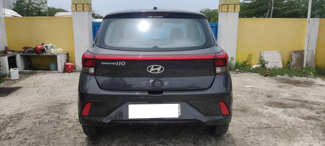 https://images10.gaadi.com/usedcar_image/4549804/original/processed_4491fd6ef14b256082d40b73aef221c0.jpg?imwidth=6402