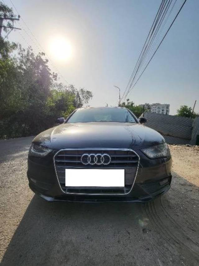 https://images10.gaadi.com/usedcar_image/4549807/original/processed_a188969f-35fc-4b12-8688-02cc18448ef5.jpeg?imwidth=6402