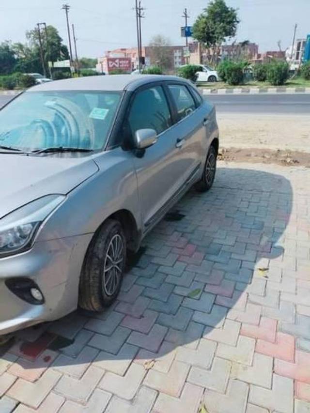 https://images10.gaadi.com/usedcar_image/4549812/original/processed_e0d15d67-b648-469c-8add-edddd52532ac.jpg?imwidth=6402