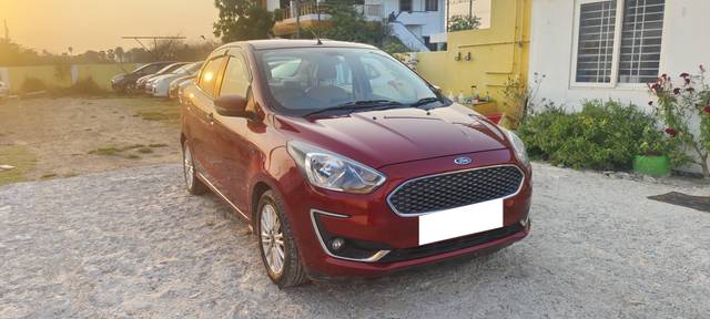 https://images10.gaadi.com/usedcar_image/4549887/original/processed_4bc242908d1592daf82990b83fdd4a05.jpg?imwidth=6400