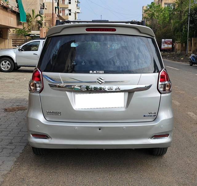 https://images10.gaadi.com/usedcar_image/4549891/original/processed_1ba50bb6b0db4601b1b5d8b656d22c2b.jpg?imwidth=6401