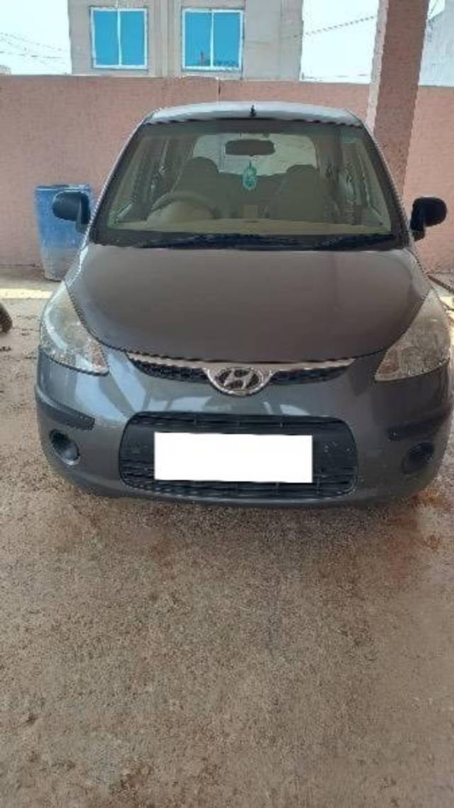 https://images10.gaadi.com/usedcar_image/4549897/original/processed_bdb96423-9c60-48ed-a090-898c8cc86068.jpeg?imwidth=6402