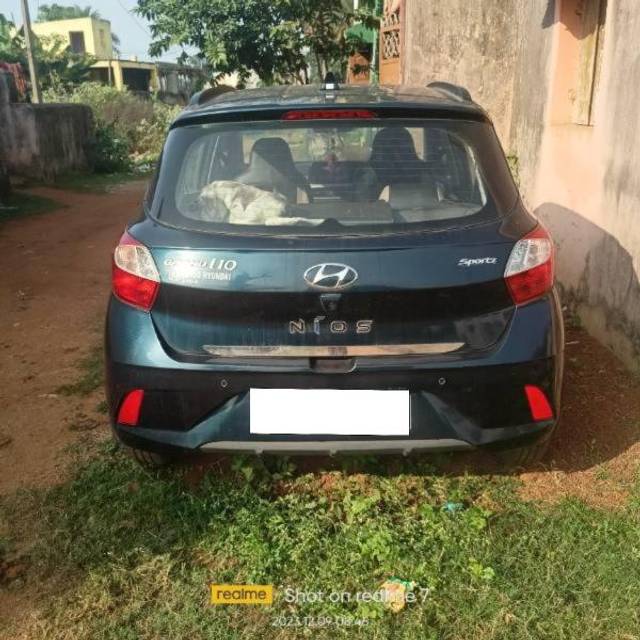 https://images10.gaadi.com/usedcar_image/4549918/original/processed_b2350fb2-433a-481c-963d-c65813be8b74.jpg?imwidth=6401