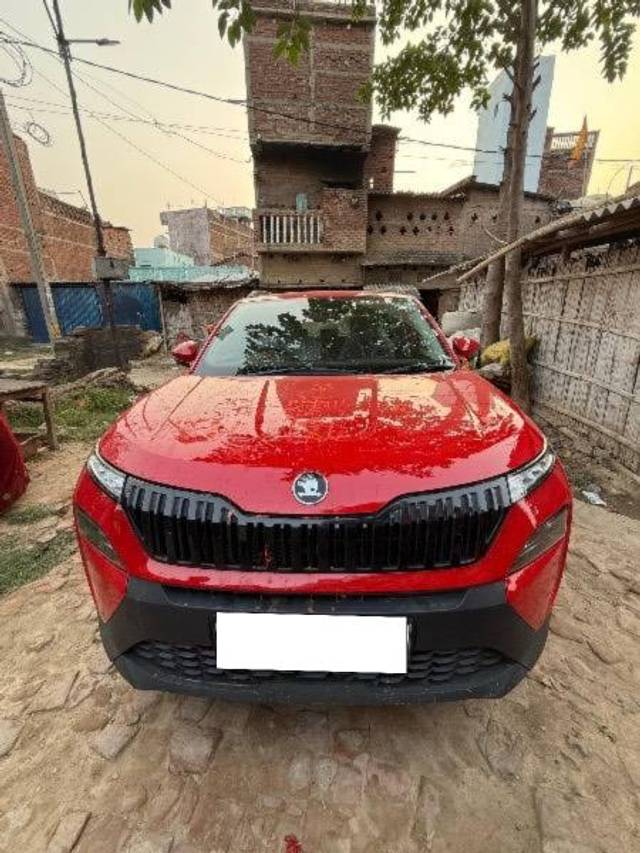 https://images10.gaadi.com/usedcar_image/4549980/original/processed_64c07894-034d-4d3f-a1d3-b57b3f47521e.jpeg?imwidth=6400